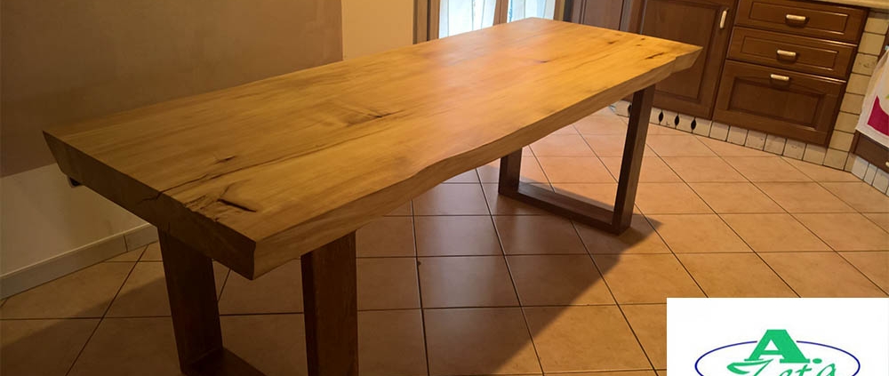 Tavolo rustico in legno